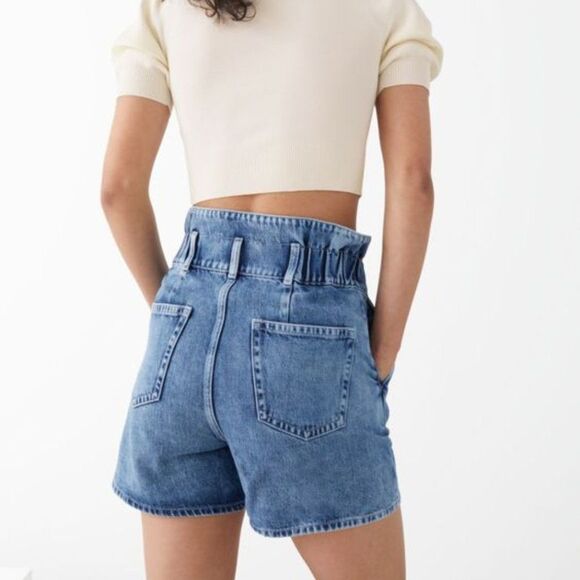 𝅺& Other Stories Paperbag Waist Jeans Shorts - Picture 3 of 8